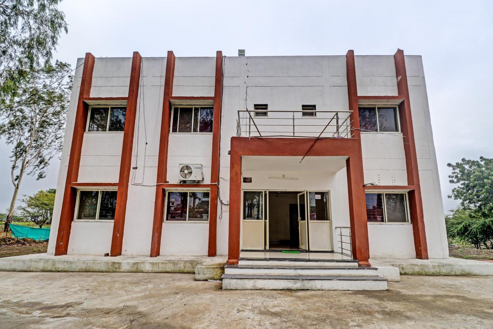 Super Hotel O Midway Treat Dhār Exterior photo