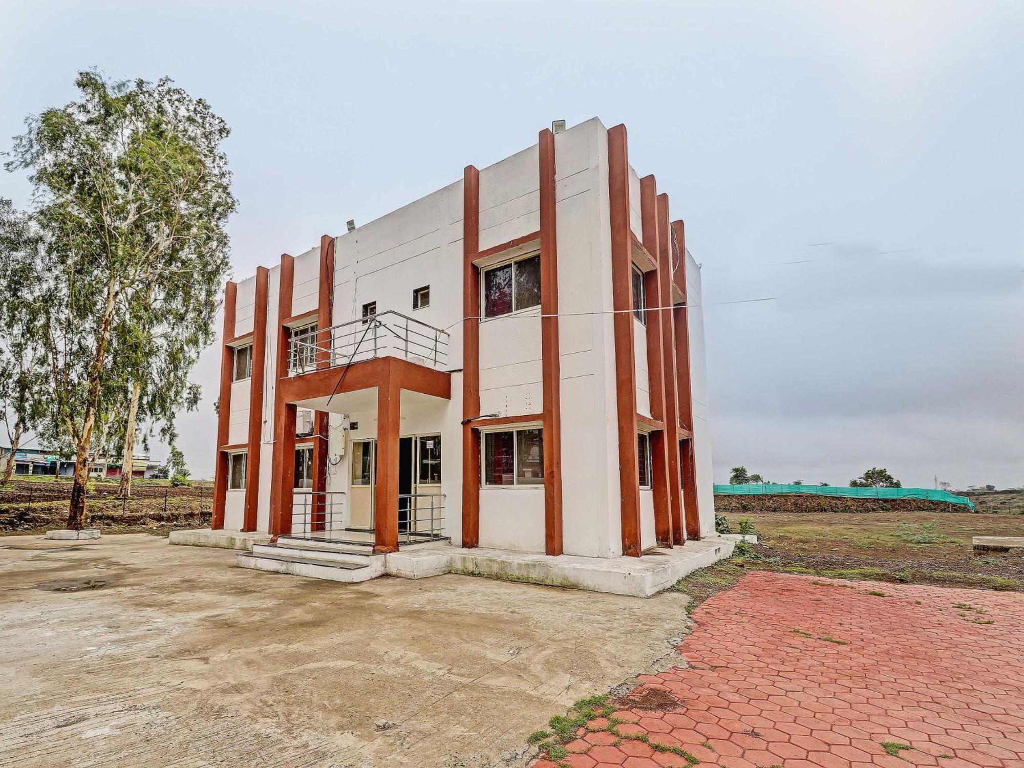 Super Hotel O Midway Treat Dhār Exterior photo